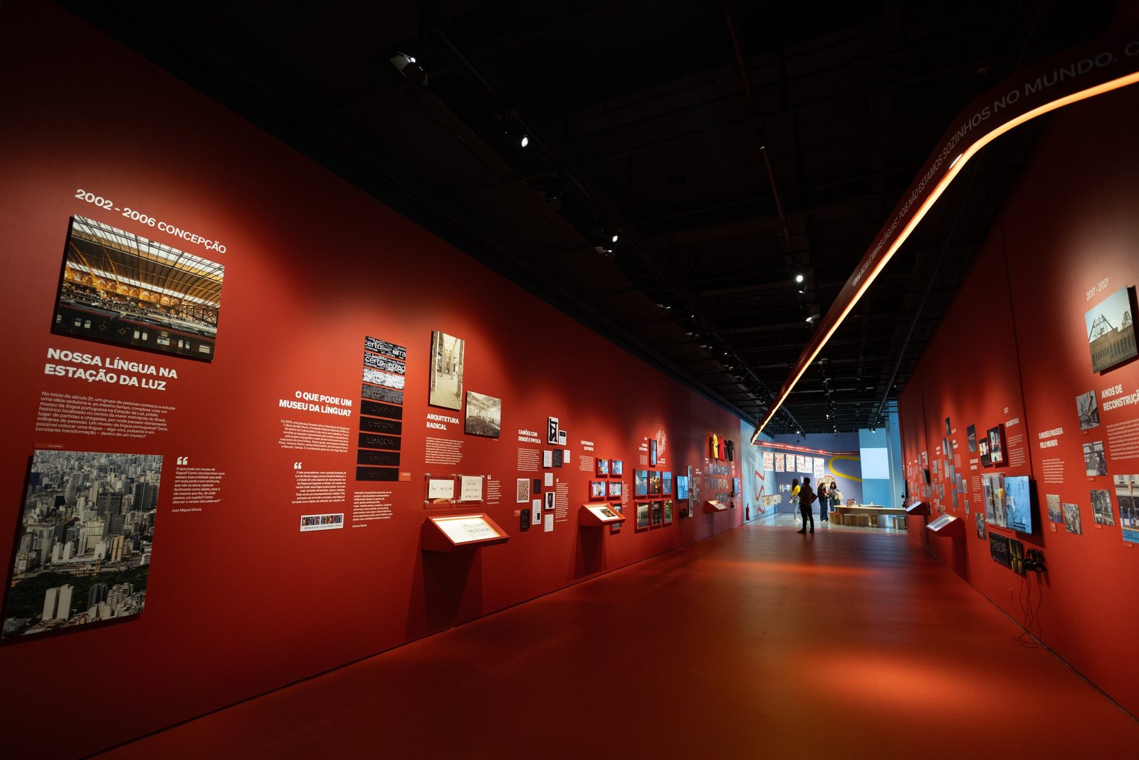 Museu da Língua Portuguesa celebra 20 anos com Luz da Língua