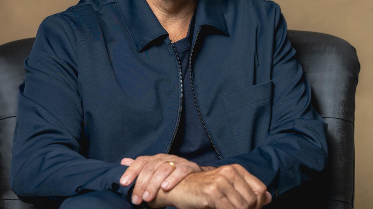 Adriano Lima lança livro sobre liderança na era da IA