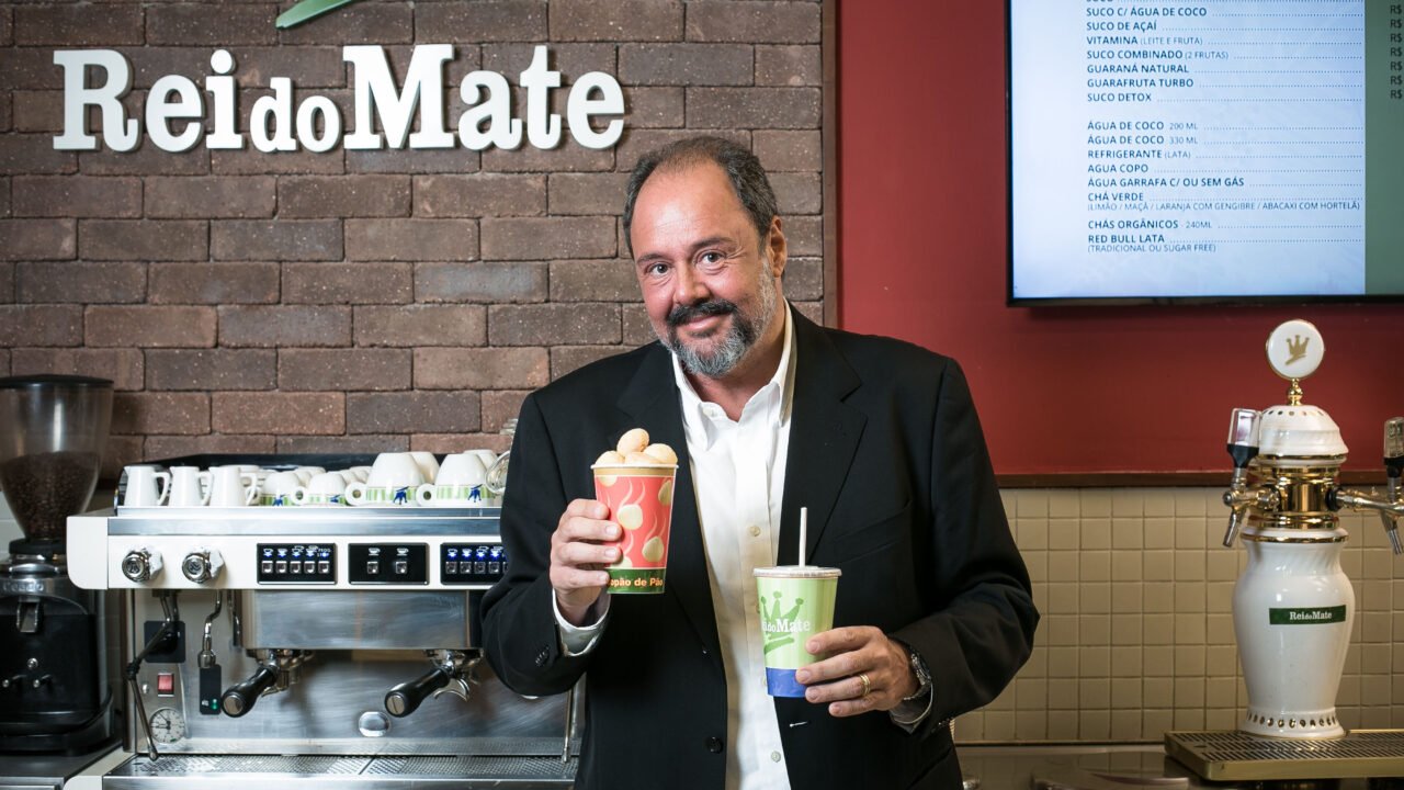 Rei do Mate transforma pão de queijo em estratégia de negócio