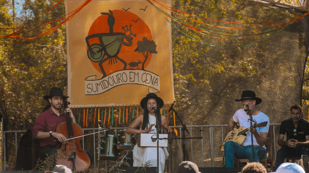 Festival Sumidouro em Cena reúne música, gastronomia e natureza