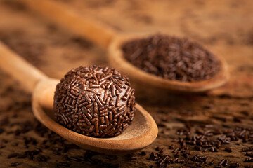 Dia do Brigadeiro e do Sorvete: confira duas receitas