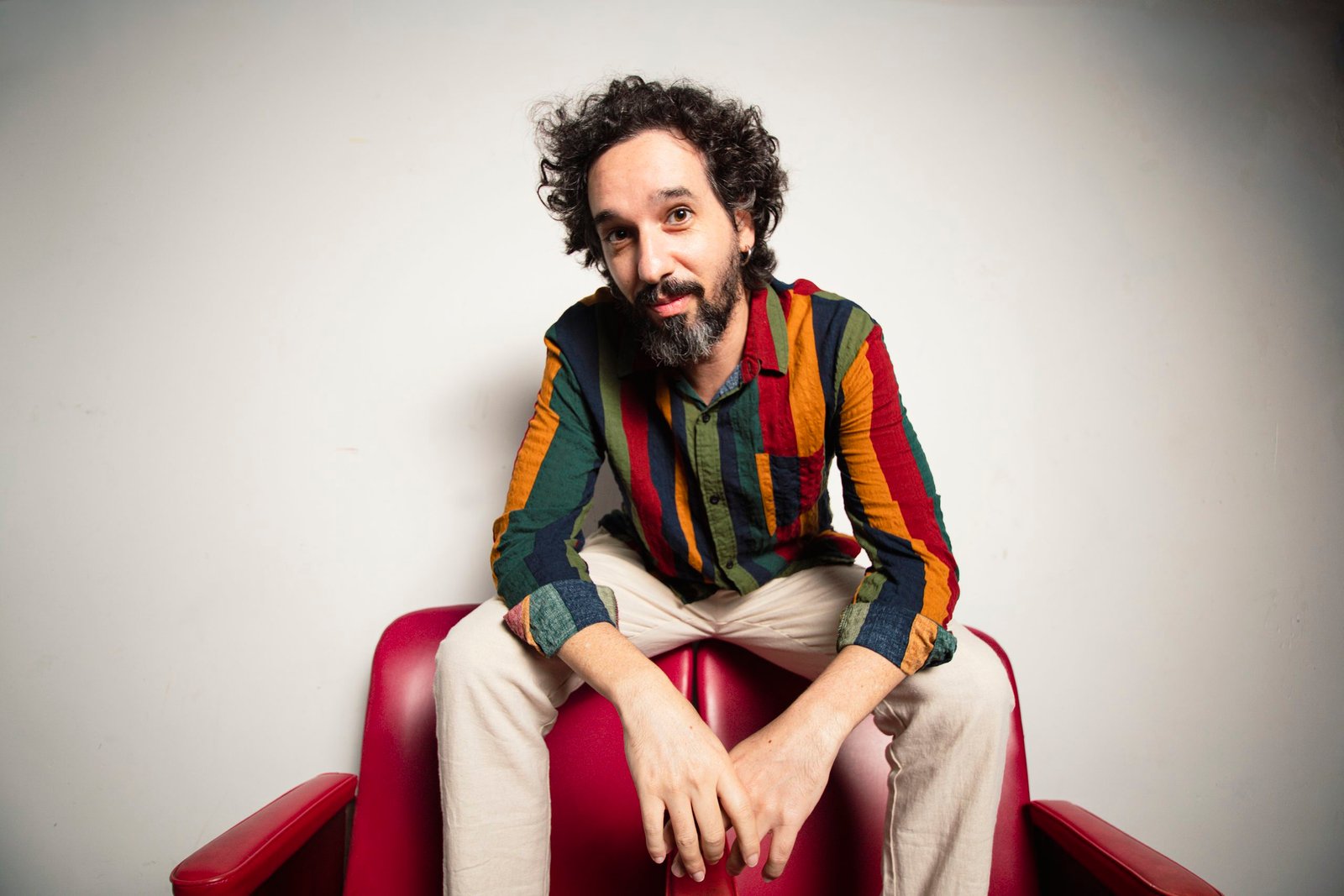 Entrevista: Fabio Manzione, compositor, instrumentista e escritor