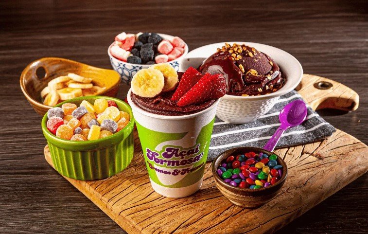Dia Nacional do Açaí destaca crescimento do fruto no franchising