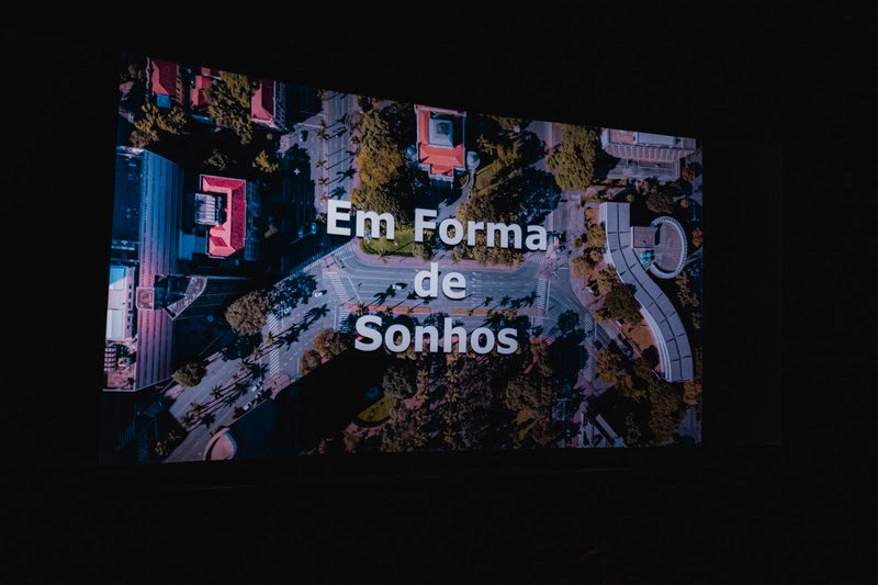 Documentário “Em Forma de Sonhos” ganha dois prêmios em Cannes