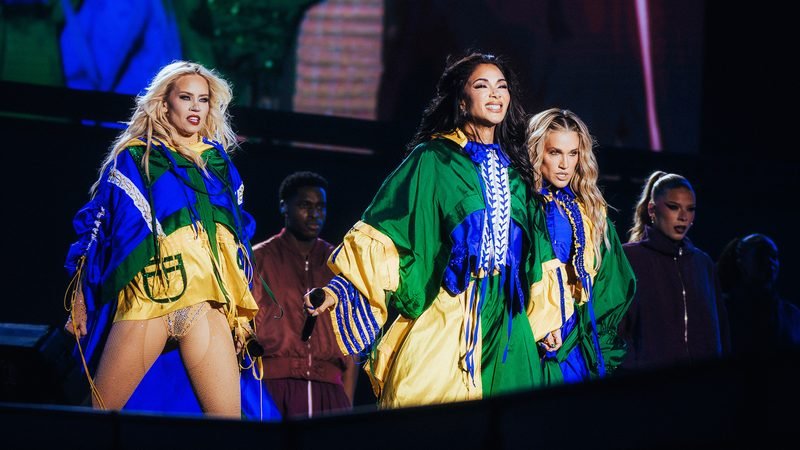 Pussycat Dolls estreiam no Brasil para 35 mil pessoas em SP