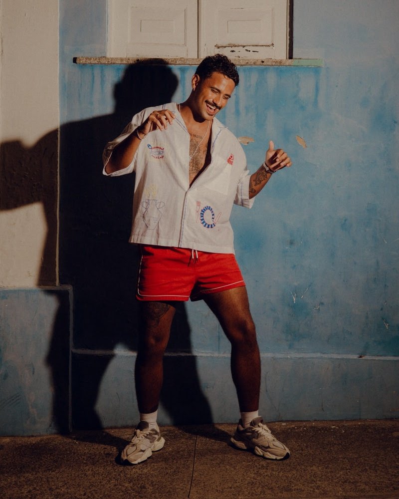 Lucas Pizane assume os vocais da banda Duas Medidas