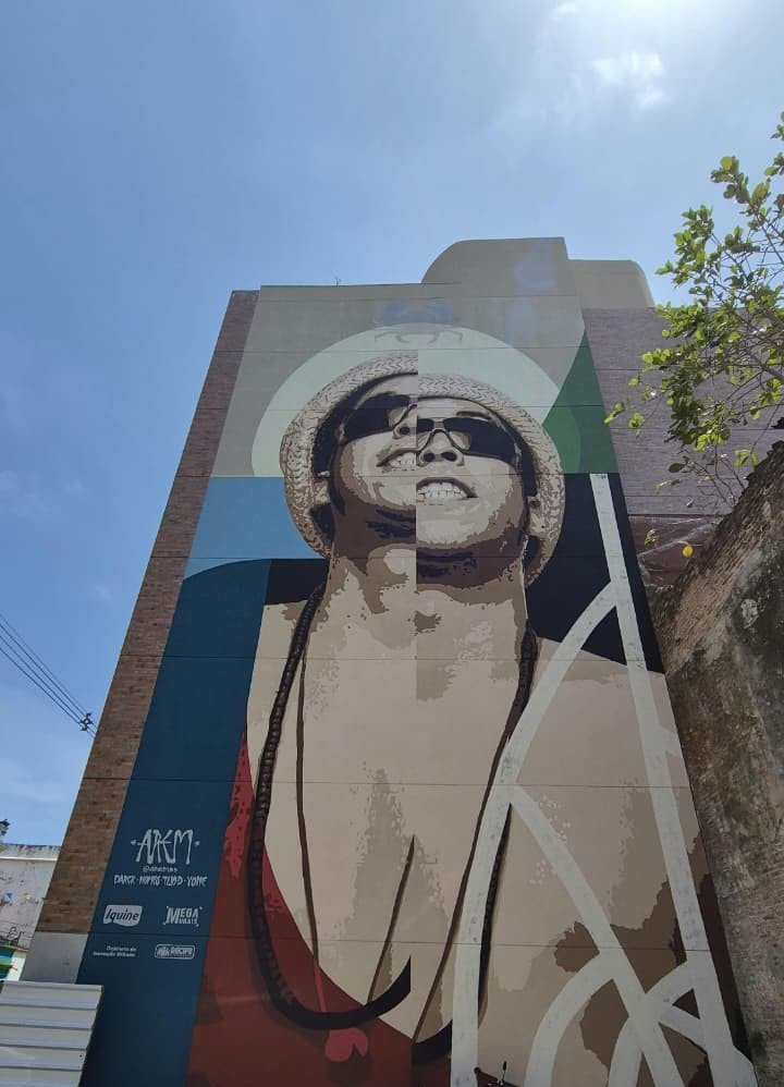 Tintas Iquine apoia megamural em homenagem a Chico Science